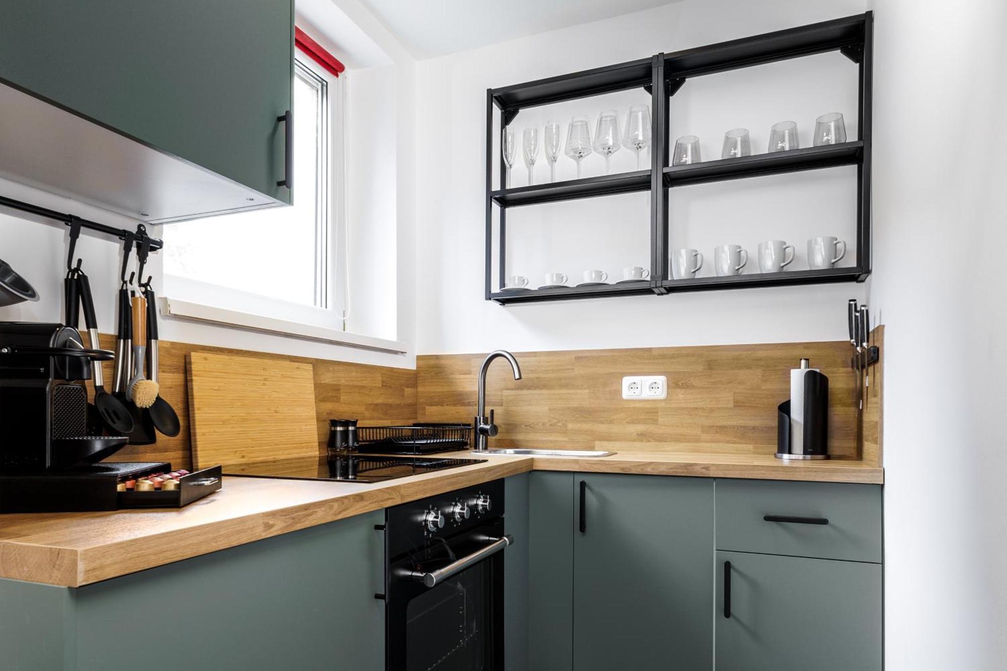Design-Apartment In Linz Mit Netflix & Balkon Buitenkant foto